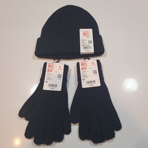 NWT Uniqlo Heattech Ribbed Black Knit Gloves and Beanie Lot